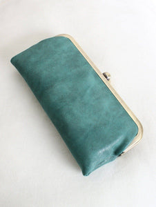 Kiss Lock Clutch: Pearl Emerald