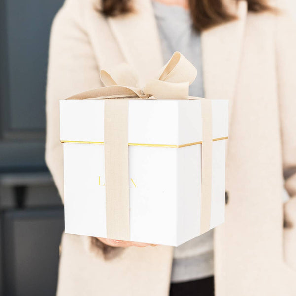 Candle, Crisp White Linen, Boxed